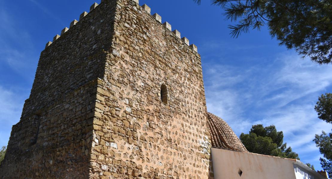Torre Alabí y Ermita 
