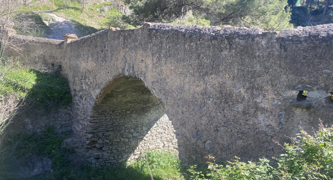 Puente Romano de Cotobro