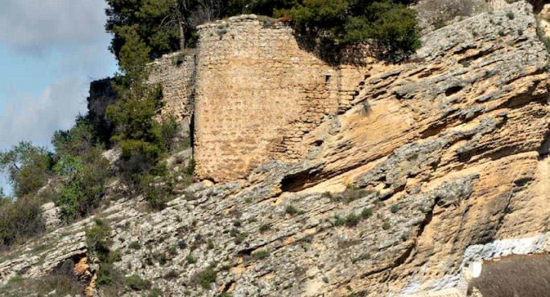 Resto de la fortaleza árabe - Fotografía: Turismo Montefrío